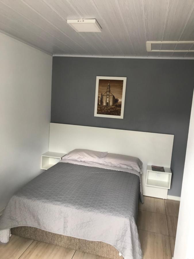 Suite Em Gramado, Proxima A Avenida Das Hortencias מראה חיצוני תמונה